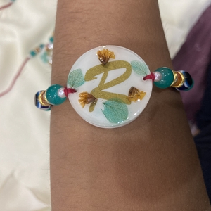 resin rakhis