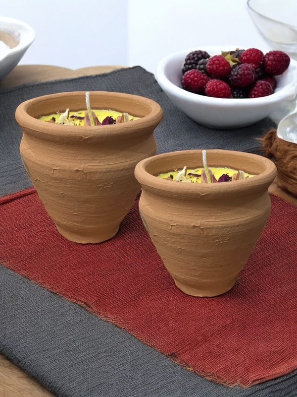 Thandai Candle