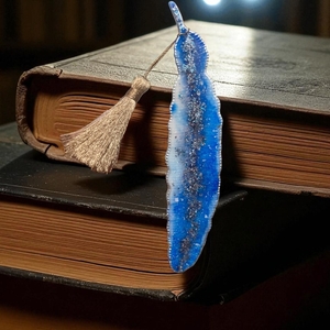 resin leaf bookmark