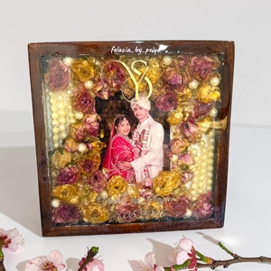 Resin Wooden Varmala Preservation Frame