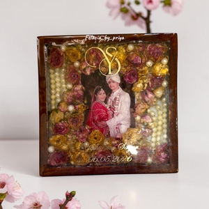 Resin Wooden Varmala Preservation Frame