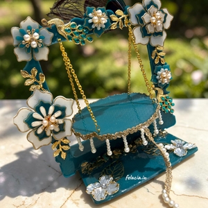 Resin Laddu Gopal Ji Jhula